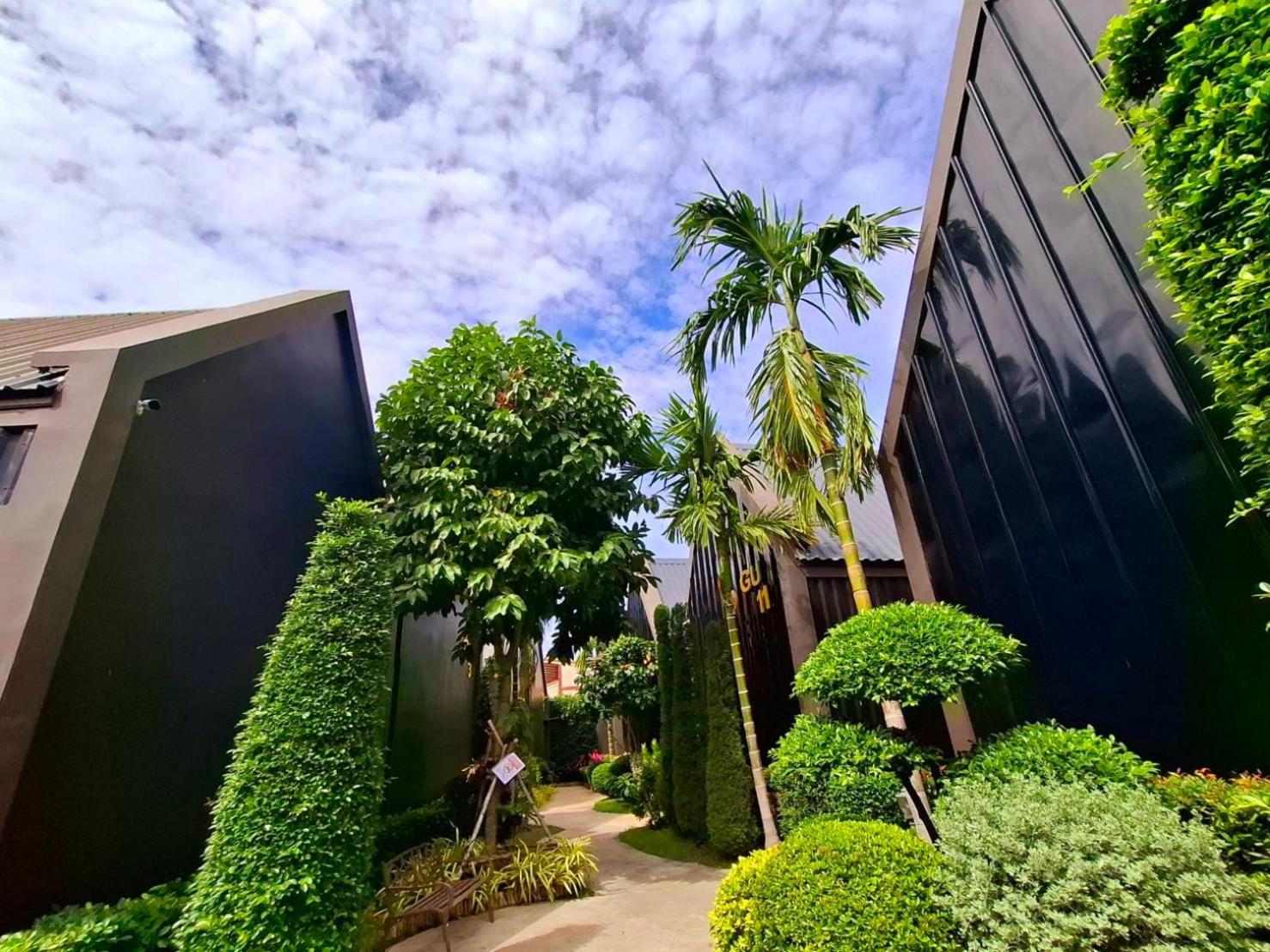 Sawasdee​ Buriram​ Resort Exteriér fotografie